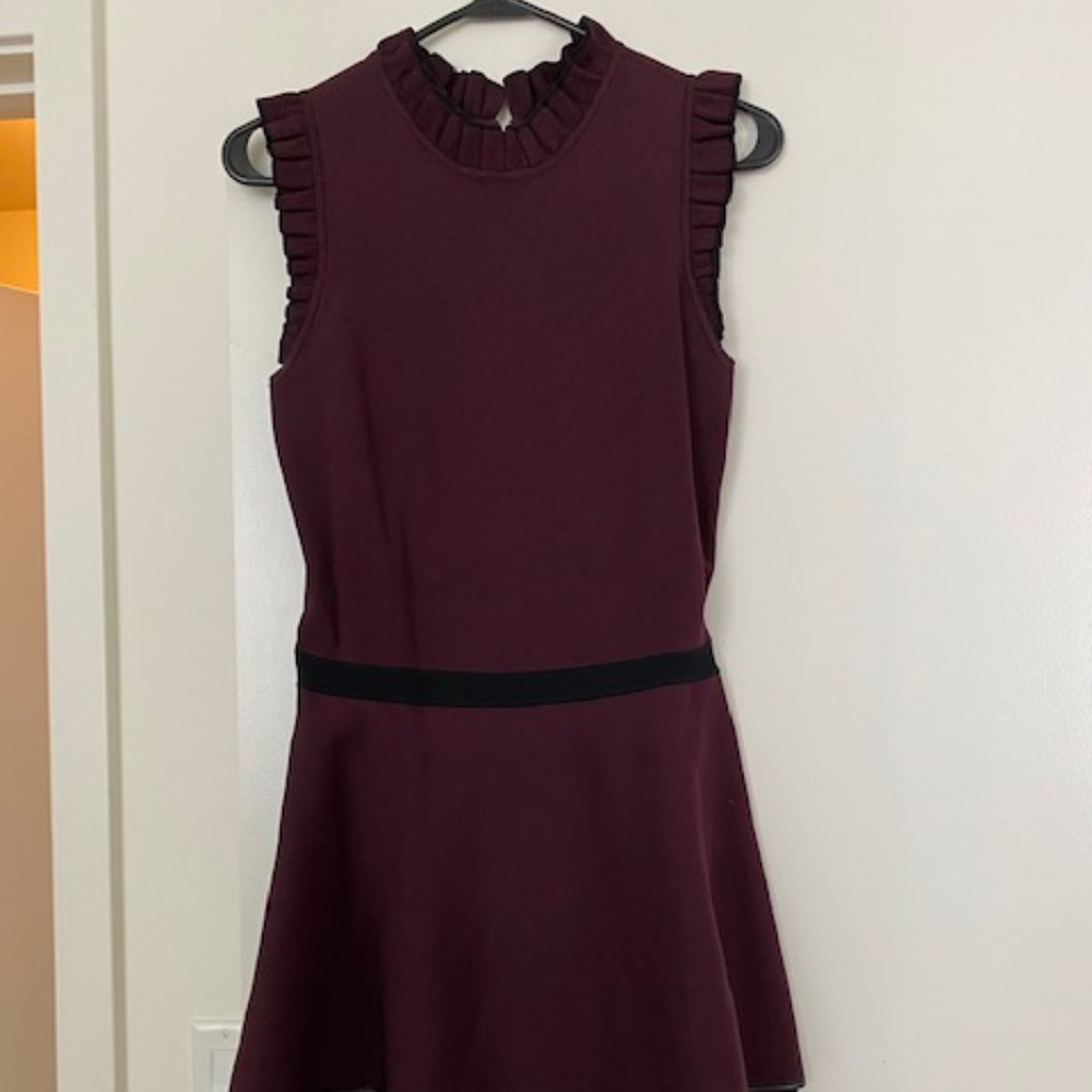 Parker sleeveless, high neck, burgundy dress